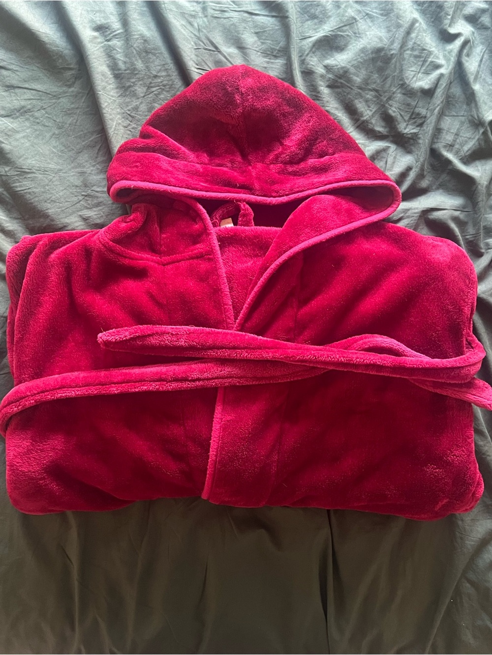Unisex Luxury Bathrobe - Plush Shawl-Collar Robe in Burgundy (size L) - Picture 2 of 4